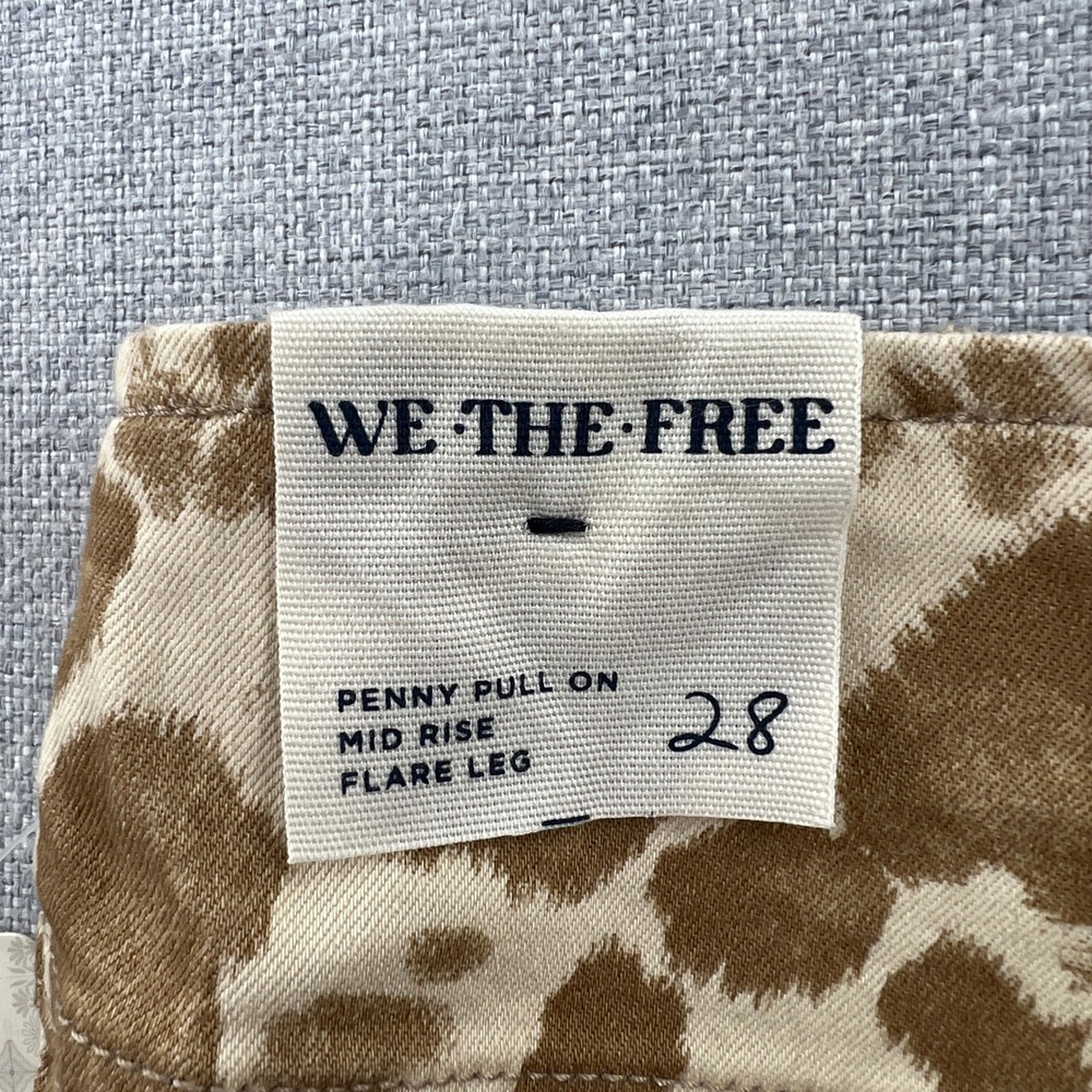 NEW Free People We The Free Penny Pull-On Printed Flare Jeans Size 28 Animal Mid - Picture 3 of 14